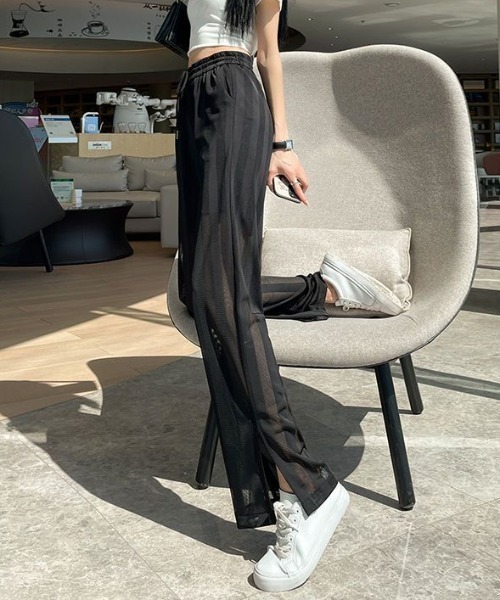 Achic(アシック)の「ストライプ シースルー ロングパンツ(その他パンツ・レディース・ホワイト/ブラック/ネイビー・M)」の9枚目の写真