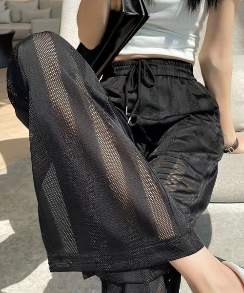 Achic(アシック)の「ストライプ シースルー ロングパンツ(その他パンツ・レディース・ホワイト/ブラック/ネイビー・M)」の7枚目の写真