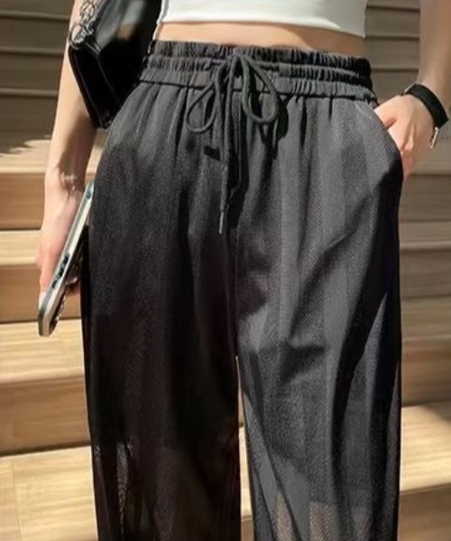 Achic(アシック)の「ストライプ シースルー ロングパンツ(その他パンツ・レディース・ホワイト/ブラック/ネイビー・M)」の5枚目の写真