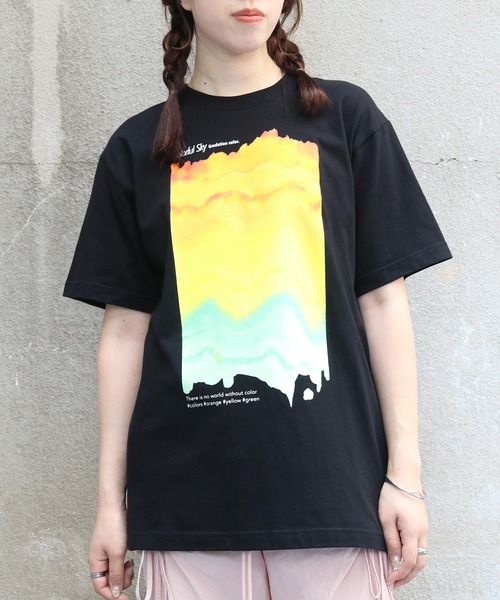 UNIT CHEST(ユニットチェスト)の「【UNIT CHEST】unique unisex T-shirt グラデーションTシャツ(Tシャツ/カットソー・メンズ・ブラック/ホワイト・L/M/S)」の2枚目の写真
