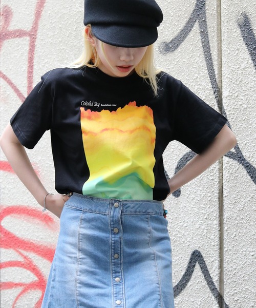UNIT CHEST(ユニットチェスト)の「【UNIT CHEST】unique unisex T-shirt グラデーションTシャツ(Tシャツ/カットソー・メンズ・ブラック/ホワイト・L/M/S)」の11枚目の写真