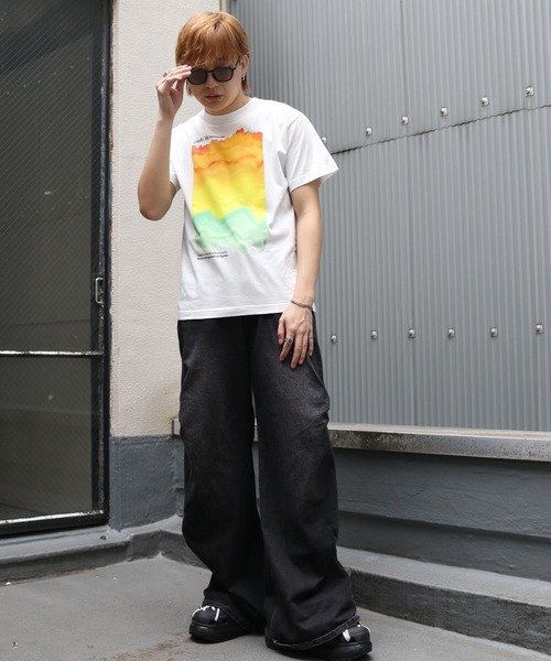 UNIT CHEST(ユニットチェスト)の「【UNIT CHEST】unique unisex T-shirt グラデーションTシャツ(Tシャツ/カットソー・メンズ・ブラック/ホワイト・L/M/S)」の15枚目の写真