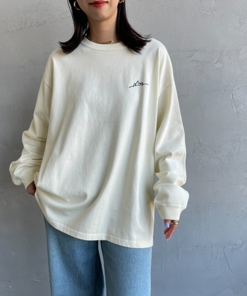 Manhattan Portage（マンハッタンポーテージ）の「[MANHATTAN PORTAGE/マンハッタンポーテージ] 別注 手書き風バックプリント ロングスリーブTシャツ（Tシャツ/カットソー・レディース・チャコールグレー/グレー/アイボリー・S/M/L/XL）」の9枚目の写真