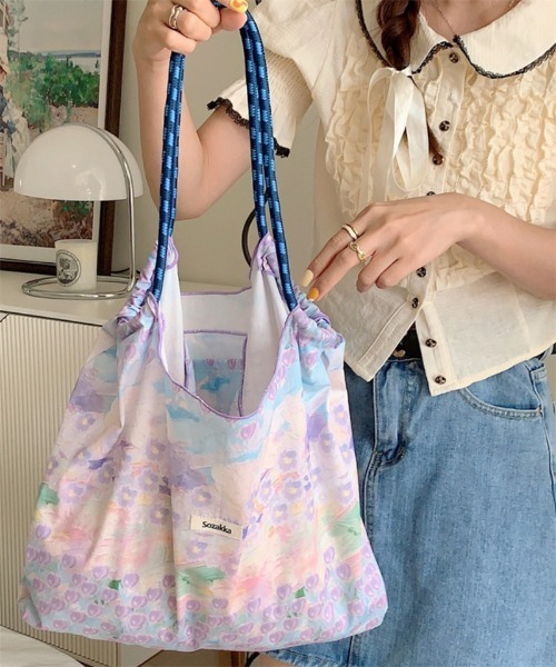 Ritzy(リッツィー)の「15柄 プリント トートバッグ(トートバッグ・レディース・A/B/C/D/E/F/G/H/I/J/K/L/M/N/O・FREE)」の18枚目の写真