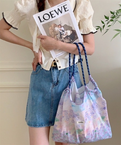Ritzy(リッツィー)の「15柄 プリント トートバッグ(トートバッグ・レディース・A/B/C/D/E/F/G/H/I/J/K/L/M/N/O・FREE)」の19枚目の写真