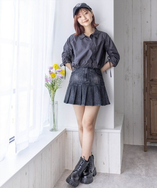 clear（クリア）の「ショート丈袖シャーリングシャツ[着回し抜群 大人 カジュアル]≪再入荷≫（シャツ/ブラウス・レディース・チャコールグレー/オフホワイト/グレイッシュベージュ・F）」の15枚目の写真