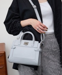 AZUL by moussy | サイドベルトデザイントラペイズドバッグ(ショルダーバッグ)