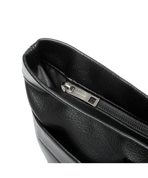 GUSCIO UOMO（グッシオ ウォーモ）の「【グッシオウォーモ】シンプル PUレザー軽量トートバッグ EC限定（トートバッグ・メンズ・ネイビー/ダークグレー/ブラック・FREE）」の12枚目の写真