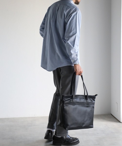 GUSCIO UOMO（グッシオ ウォーモ）の「【グッシオウォーモ】シンプル PUレザー軽量トートバッグ EC限定（トートバッグ・メンズ・ネイビー/ダークグレー/ブラック・FREE）」の21枚目の写真