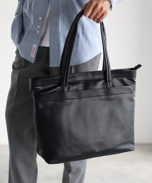 GUSCIO UOMO（グッシオ ウォーモ）の「【グッシオウォーモ】シンプル PUレザー軽量トートバッグ EC限定（トートバッグ・メンズ・ネイビー/ダークグレー/ブラック・FREE）」の15枚目の写真