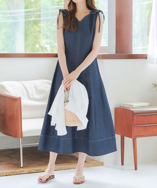 KOBE LETTUCE（コウベレタス）の「肩リボンハートネックデニムワンピース（ワンピース・レディース・ブラック/ブルー/インディゴブルー・M/L）」の12枚目の写真