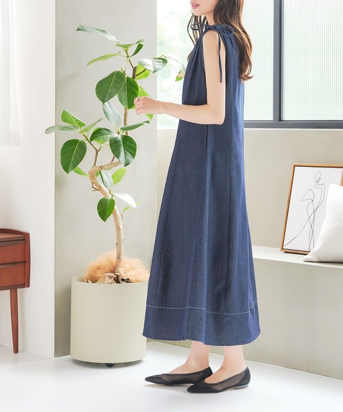 KOBE LETTUCE（コウベレタス）の「肩リボンハートネックデニムワンピース（ワンピース・レディース・ブラック/ブルー/インディゴブルー・M/L）」の17枚目の写真