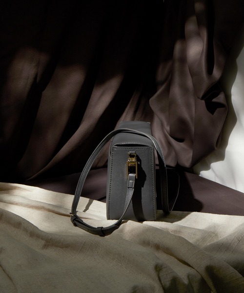 ショルダーバッグ メタルバックル 高級コンパクトデザイン Metal Buckle Shoulder Bag/Tote Bag/メタルバックル合皮