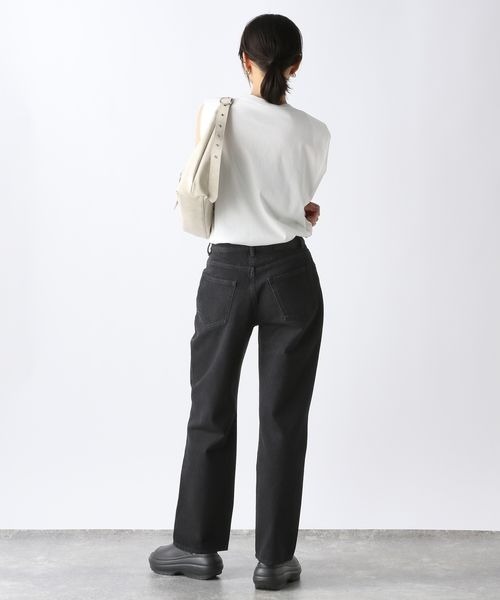 JEANASIS（ジーナシス）の「スタッズストレートデニム/144083（デニムパンツ・レディース・ブラック/ブルー系その他・SMALL/MEDIUM）」の7枚目の写真