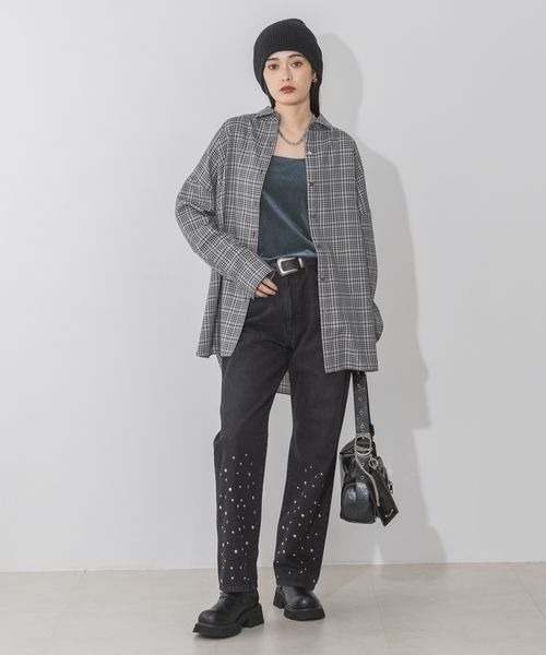 JEANASIS（ジーナシス）の「スタッズストレートデニム/144083（デニムパンツ・レディース・ブラック/ブルー系その他・SMALL/MEDIUM）」の17枚目の写真