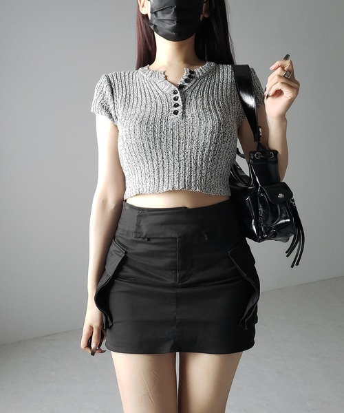 me+em select(ミームセレクト)の「【 3color 】キーネックショートサマーリブニットトップス / Key neck short summer rib knit tops(ニット/セーター・レディース・グレー/アイボリー/ブラック・FREE)」の8枚目の写真