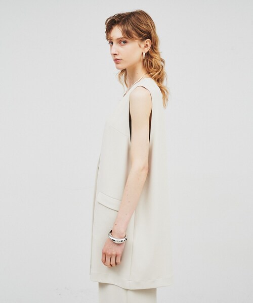 ◆【セットアップ／手洗い可】カットジョーゼットノーカラージレベスト