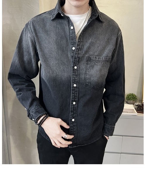 CREARE -LINO-（クレアーレリノ）の「ヴィンテージライク グラデーションデニムシャツ/Y2K（シャツ/ブラウス・メンズ・ブラック・MEDIUM/LARGE）」の6枚目の写真