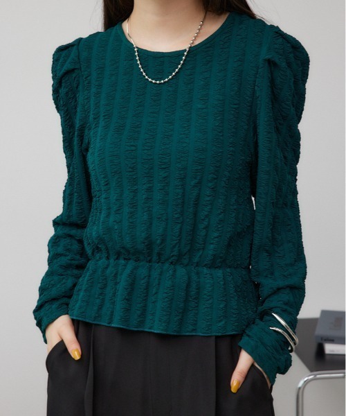 AZUL by moussy(アズールバイマウジー)の「フクレジャガードトップス(Tシャツ/カットソー・レディース・ブラック/アイボリー/ダークグリーン・FREE)」の3枚目の写真