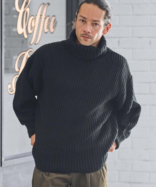 CAMBIO（カンビオ）の「mn3019- ルーズフィットボリュームタートルネックセーター（ニット/セーター・メンズ・ブルー/ワイン/ブラック・S/L/M）」の2枚目の写真