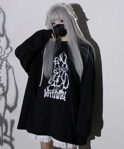Whinny(ホワイニー)の「Whinny/反抗期闇うさぎ(Tシャツ/カットソー・レディース・ブラック/ホワイト・FREE)」の2枚目の写真