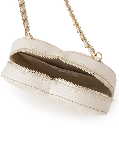 OPAQUE.CLIP(オペークドットクリップ)の「◆ハートシェイプキルティングミニショルダーバッグ(ショルダーバッグ・レディース・ブラック/アイボリー・00)」の8枚目の写真