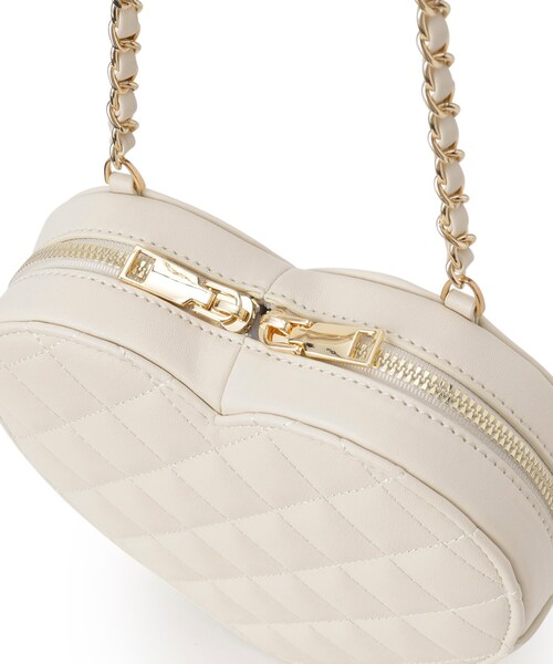 OPAQUE.CLIP(オペークドットクリップ)の「◆ハートシェイプキルティングミニショルダーバッグ(ショルダーバッグ・レディース・ブラック/アイボリー・00)」の11枚目の写真