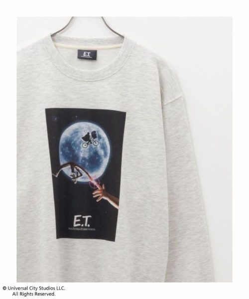 Mac-House（マックハウス）の「【別注限定展開】裏毛MOVIEプリントトレーナー/STAR WARS/GREMLINS/JAWS/JURASSIC PARK/BACK TO THE FUTURE/E.T./CHUCKY（スウェット・メンズ・グレー系2/グレー系3/グレー系4/ライトグレー系1/ライトグレー系3/ライトグレー系4/グレー系1/ライトグレー系2・M/L/XL）」の12枚目の写真