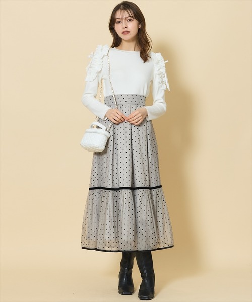 SWINGLE(スウィングル)の「フロッキードット切替ボリュームフレアスカート(スカート・レディース・ホワイト系その他/グレー系その他/ブラック系その他・FREE)」の3枚目の写真