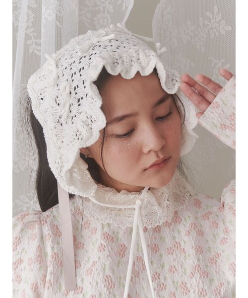 merry jenny（メリージェニー）の「りぼんたくさんヘッドドレス　/　リボンたくさんヘッドドレス（カチューシャ・レディース・ブラック/オフホワイト・FREE）」の3枚目の写真