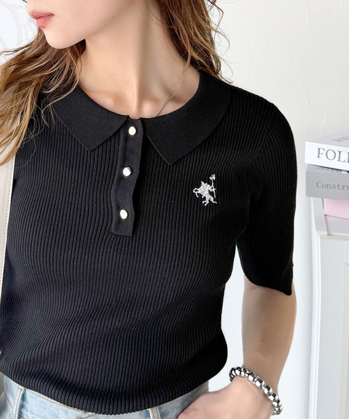 classicalelf（クラシカルエルフ）の「衿付きデザインが旬♪ワンポイント刺繍ゴールドボタン五分袖リブポロニットシャツ（ポロシャツ・レディース・オフホワイト/イエロー/チャコール/ブラウン/グレイッシュベージュ/ブラック・X-LARGE/SMALL/MEDIUM/LARGE）」の8枚目の写真