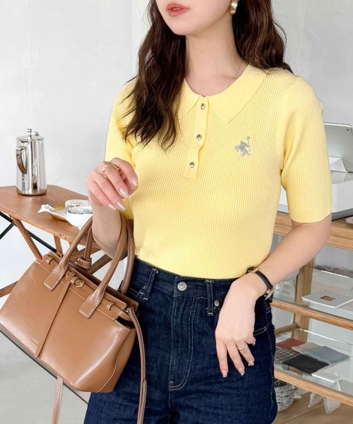 classicalelf（クラシカルエルフ）の「衿付きデザインが旬♪ワンポイント刺繍ゴールドボタン五分袖リブポロニットシャツ（ポロシャツ・レディース・オフホワイト/イエロー/チャコール/ブラウン/グレイッシュベージュ/ブラック・X-LARGE/SMALL/MEDIUM/LARGE）」の14枚目の写真