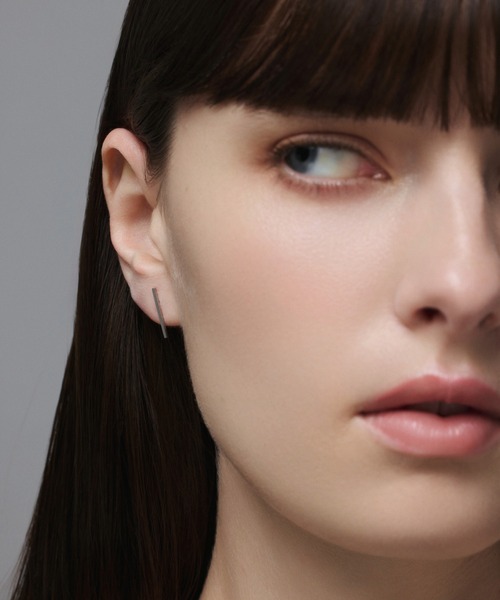 CENE（セネ）の「【CENE】セネ/スリムラインピアス（ピアス（両耳用）・レディース・シルバー/ゴールド・FREE）」の9枚目の写真