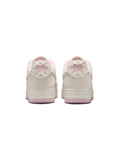 セール】W AIR FORCE 1 '07 LX HV5992-111（スニーカー）｜NIKE