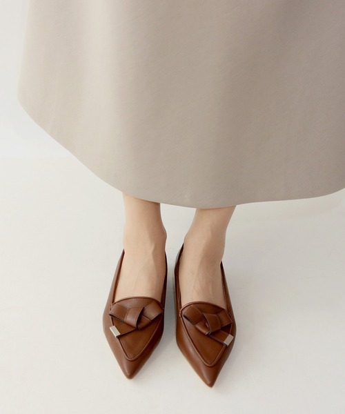 Fin（フィン）の「ポインテッドトゥリボンローファー【低反発スポンジ入り】（ローファー・レディース・ブラック/ブラウン/アイボリー・22.5cm/23cm/23.5cm/24cm/24.5cm/25cm）」の12枚目の写真