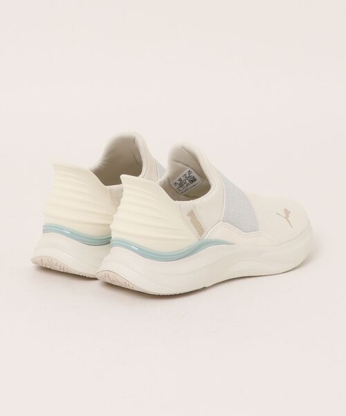 PUMA（プーマ）の「《PUMA》SOFTRIDE ハーモニー EASE IN GL W（スリッポン・レディース・アイボリー/ブラック・22.5cm/23.0cm/23.5cm/24.0cm/24.5cm/25.0cm）」の3枚目の写真