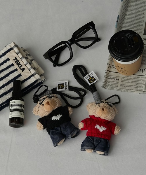 BONLECILL Marche（ボンルシールマルシェ）の「【BONLECILL Marche】デニムくまさんマスコット／ぬいぐるみキーホルダー（キーホルダー・レディース・ブラック/レッド・FREE）」の8枚目の写真