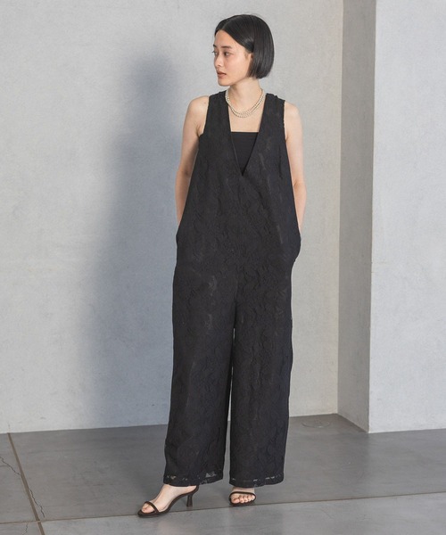 A part by（アパートバイ）の「レースＶサロペット（サロペット/オーバーオール・レディース・オフホワイト/ブラック・FREE）」の12枚目の写真