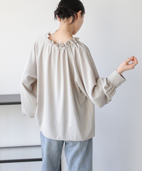 La-gemme（ラジェム）の「フリルカラー ボウタイブラウス（シャツ/ブラウス・レディース・ホワイト/ブラック/ベージュ系・フリー）」の17枚目の写真