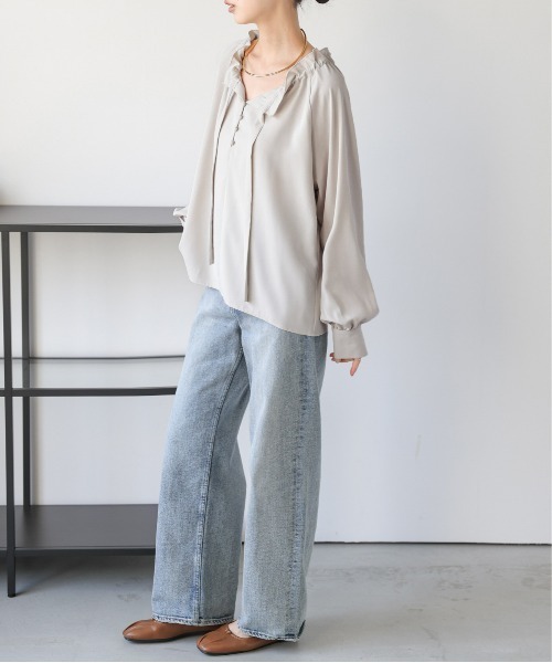 La-gemme（ラジェム）の「フリルカラー ボウタイブラウス（シャツ/ブラウス・レディース・ホワイト/ブラック/ベージュ系・フリー）」の18枚目の写真