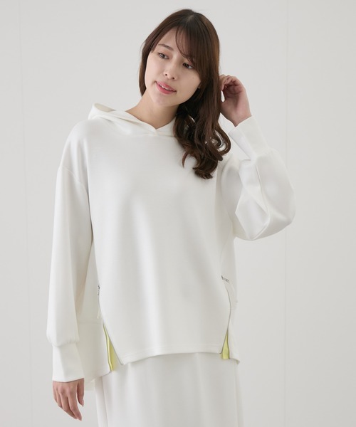 Jayro(ジャイロ)の「コクーンダンボールプルオーバー(Tシャツ/カットソー・レディース・ホワイト/グレー/ブラック・38)」の1枚目の写真