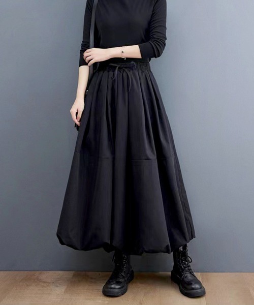 maison de LATIR(メゾンドラティール)の「夏に向けて着痩せ見えが叶う大人可愛い上品夏服。バルーンスカート(スカート・レディース・ブラック/カーキ/グレー/ホワイト・ONESIZE)」の1枚目の写真