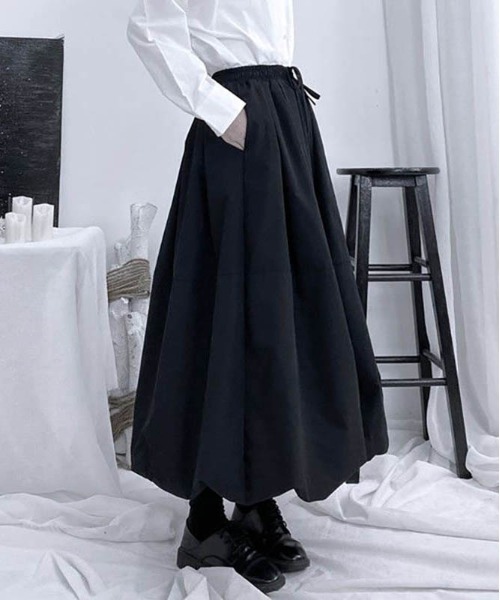 maison de LATIR(メゾンドラティール)の「夏に向けて着痩せ見えが叶う大人可愛い上品夏服。バルーンスカート(スカート・レディース・ブラック/カーキ/グレー/ホワイト・ONESIZE)」の19枚目の写真