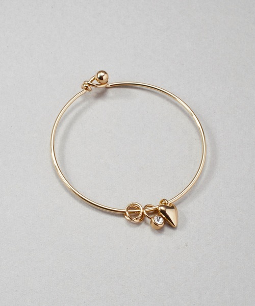 GOLDY（ゴールディ）の「ペピー ハート チャーム バングル（バングル/リストバンド・レディース・シルバー×ゴールド/ゴールド/シルバー・FREE）」の5枚目の写真