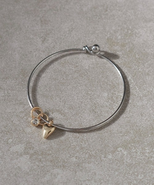 GOLDY（ゴールディ）の「ペピー ハート チャーム バングル（バングル/リストバンド・レディース・シルバー×ゴールド/ゴールド/シルバー・FREE）」の13枚目の写真