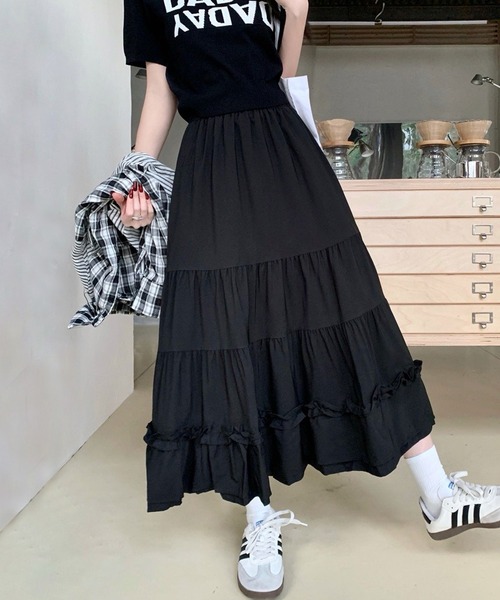 shopnikoniko（ショップニコニコ）の「ロングスカート 白 黒 フリル ティアード ロング ボリューム スカート（スカート・レディース・ホワイト/ブラック・フリー）」の7枚目の写真