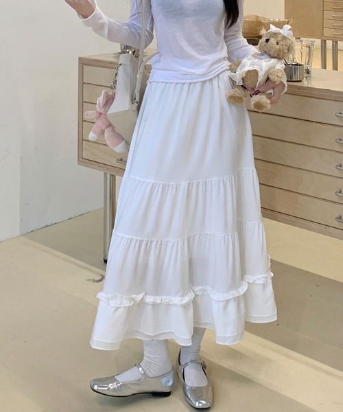 shopnikoniko（ショップニコニコ）の「ロングスカート 白 黒 フリル ティアード ロング ボリューム スカート（スカート・レディース・ホワイト/ブラック・フリー）」の12枚目の写真