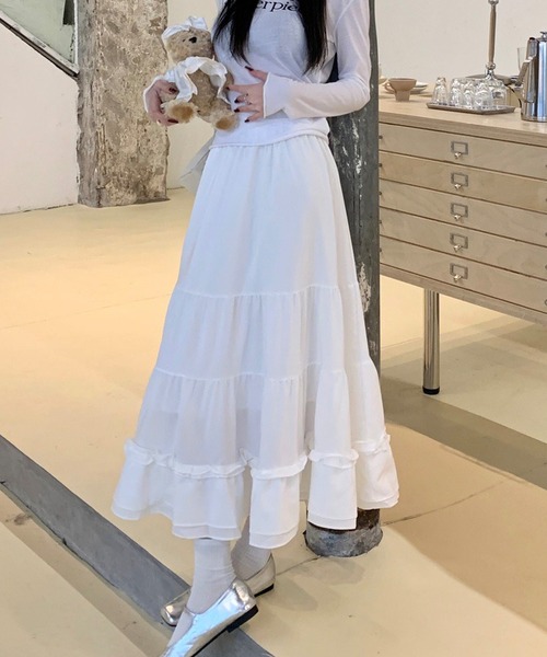 shopnikoniko（ショップニコニコ）の「ロングスカート 白 黒 フリル ティアード ロング ボリューム スカート（スカート・レディース・ホワイト/ブラック・フリー）」の15枚目の写真