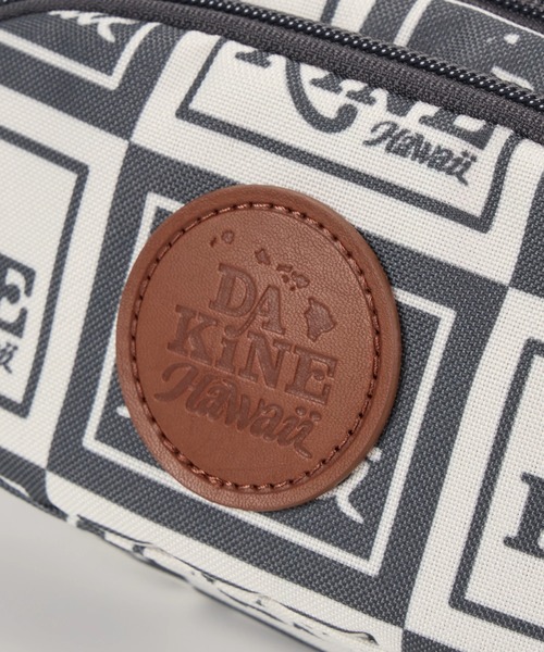 DAKINE（ダカイン）の「DAKINE メンズ HIP PACK HAWAII ショルダーバッグ 【2025年春夏モデル】/ダカイン総柄ボディバッグ・ウエストポーチ（ボディバッグ/ウエストポーチ・メンズ・ブラック×ホワイト/マルチ・FREE）」の8枚目の写真