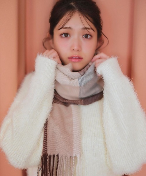 LANTINAM（ランティナム）の「Feather Knit-フェザーニット　オーバーニット（ニット/セーター・レディース・ホワイト・FREE）」の14枚目の写真